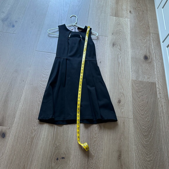 Black and pink Cynthia Rowley dress - Picture 3 of 3